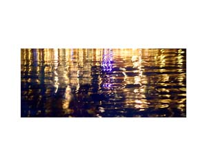 Waters Tahiti with lights 3